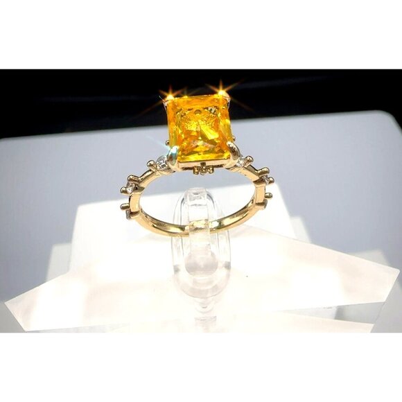 Yellow Radiant Cut Crystal Gemstone Ring With Brass Gold-Plated Band Size 5 - Picture 14 of 14